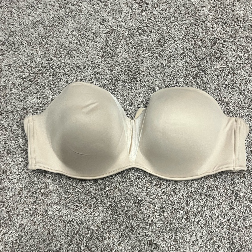 Elegant Cream Strapless Bra